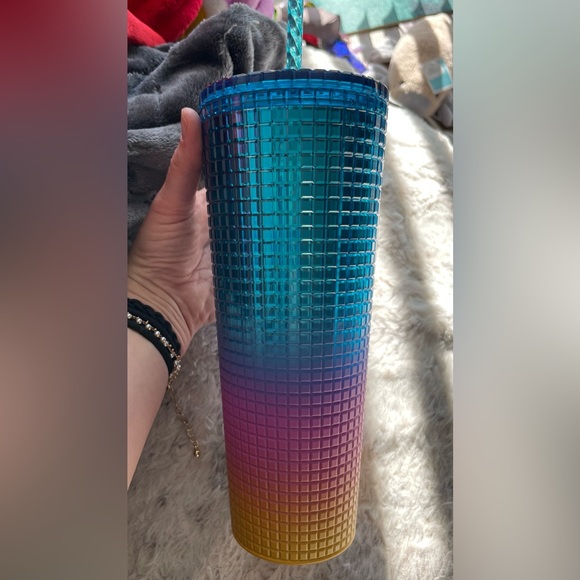 NWT - Starbucks 24 oz Spring Ombré blue/pink/yellow Reusable Cold Cup w/ texture - Picture 3 of 9